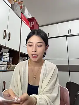 cuteluky18 online show from 05/29/26, 12:55