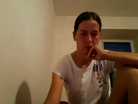 Snapshot of DanicaFey chatting on 07/13/26, 06:29 DanicaFey online show from 07/13/26, 06:29
