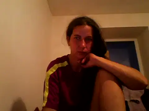 Snapshot of DanicaFey chatting on 06/04/26, 06:34 DanicaFey online show from 06/04/26, 06:34