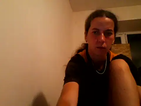 Snapshot of DanicaFey chatting on 06/14/26, 07:04 DanicaFey online show from 06/14/26, 07:04