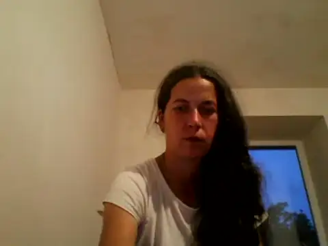 Snapshot of DanicaFey chatting on 07/04/26, 06:23 DanicaFey online show from 07/04/26, 06:23