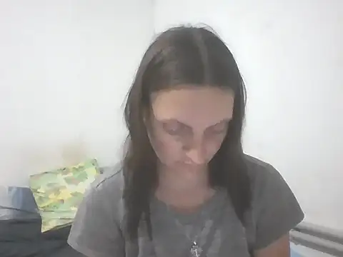 Snapshot of Kimmy_Webb chatting on 07/04/26, 06:12 Kimmy Webb online show from 07/04/26, 06:12