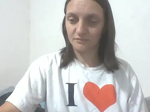 Snapshot of Kimmy_Webb chatting on 07/15/26, 05:53 Kimmy Webb online show from 07/15/26, 05:53