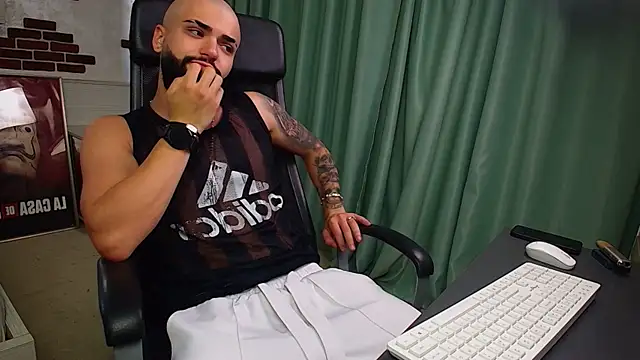 OscarWillss online show from 05/16/26, 04:44