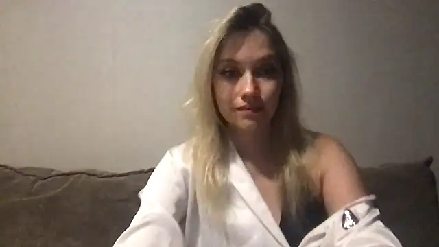 Precious Eva online show from 05/09/26, 01:03