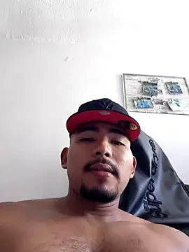 Snapshot of AndrssGold chatting on 06/01/26, 02:06 AndrssGold online show from 06/01/26, 02:06