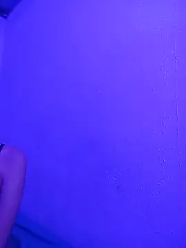 Violet glow online show from 06/19/26, 03:01