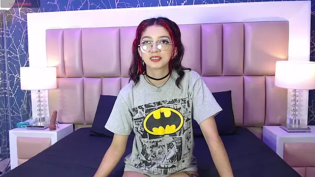 Snapshot of TaniaPierce chatting on 06/07/26, 12:32 TaniaPierce online show from 06/07/26, 12:32