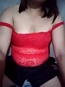 Snapshot of Sukii01 chatting on 07/19/26, 01:52 Sukii01 online show from 07/19/26, 01:52