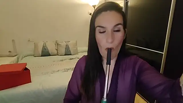 Snapshot of aurasensual69 chatting on 06/19/26, 10:36 aurasensual69 online show from 06/19/26, 10:36