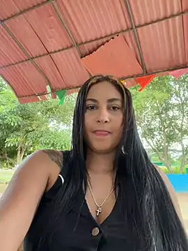 Snapshot of Malory_xx chatting on 07/04/26, 10:47 Malory xx online show from 07/04/26, 10:47