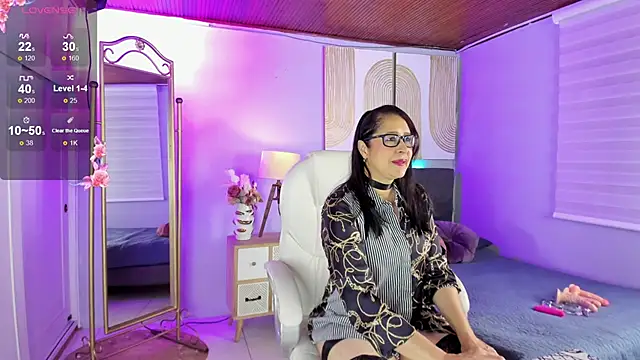 Bella milff  online show from 05/28/26, 08:04