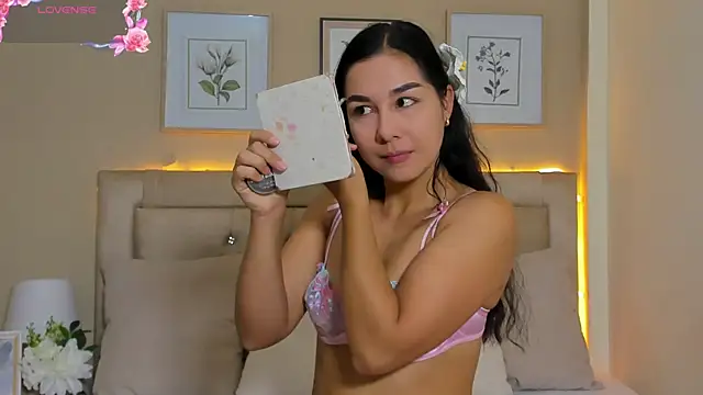 EmilyWinter  online show from 05/20/26, 12:02