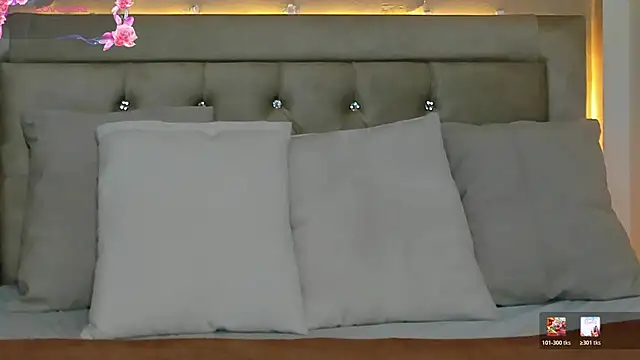 EmilyWinter  online show from 06/14/26, 11:33