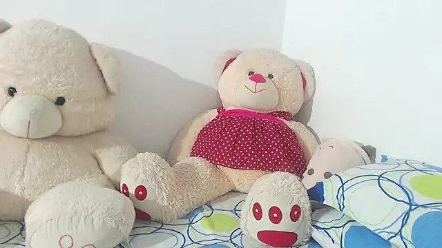 Natalia Dahlia online show from 06/16/26, 12:21
