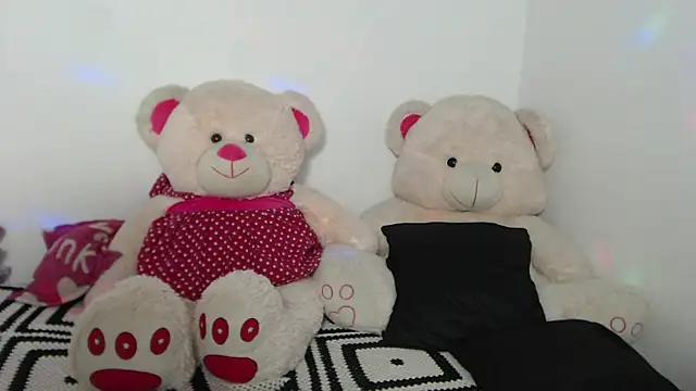 Natalia Dahlia online show from 07/06/26, 09:28