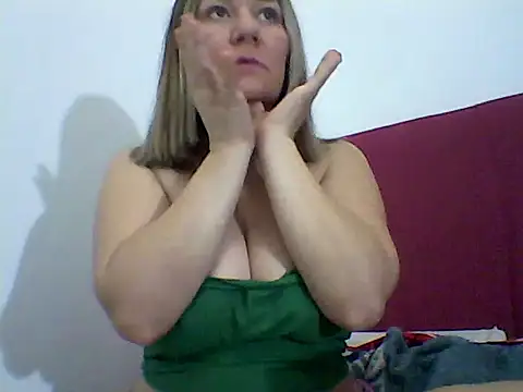 AllisonLove2 online show from 06/06/26, 06:51