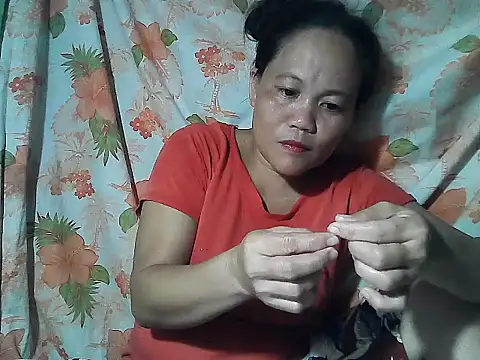 Snapshot of wet_pussypinay22 chatting on 05/15/26, 01:53 wet pussypinay22 online show from 05/15/26, 01:53