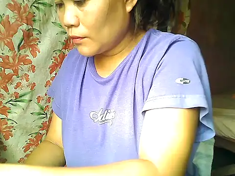 Snapshot of wet_pussypinay22 chatting on 05/11/26, 05:42 wet pussypinay22 online show from 05/11/26, 05:42