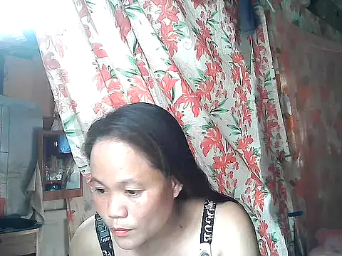 Snapshot of wet_pussypinay22 chatting on 05/13/26, 06:09 wet pussypinay22 online show from 05/13/26, 06:09
