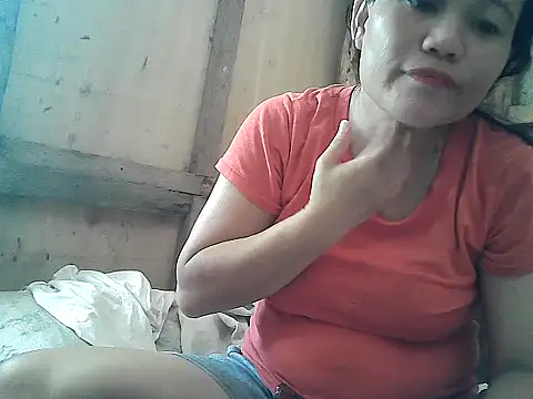 Snapshot of wet_pussypinay22 chatting on 05/26/26, 01:58 wet pussypinay22 online show from 05/26/26, 01:58