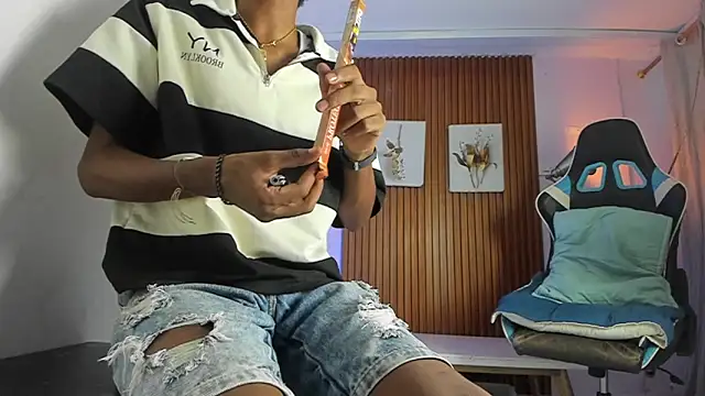 Afrowayuu online show from 05/26/26, 05:55