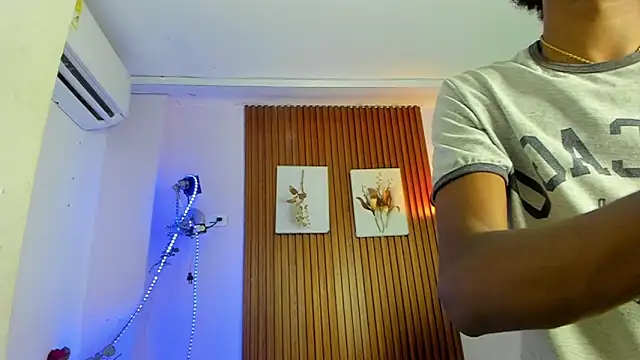 Afrowayuu online show from 05/28/26, 05:30
