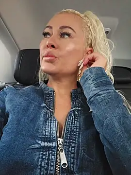 MILFBARBY online show from 09/30/25, 07:14