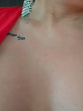 MILFBARBY online show from 05/13/26, 07:15