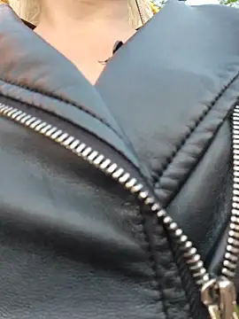 MILFBARBY online show from 10/11/25, 07:09