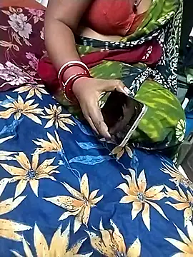 Snapshot of deshi_bhabi_sona chatting on 05/10/26, 05:22 deshi bhabi sona online show from 05/10/26, 05:22