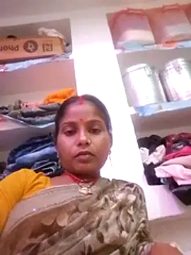 CHANDNi 700 online show from 07/17/26, 03:42