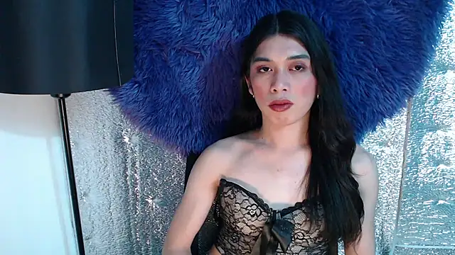 Snapshot of RoseAmarie chatting on 05/12/26, 05:37 RoseAmarie online show from 05/12/26, 05:37