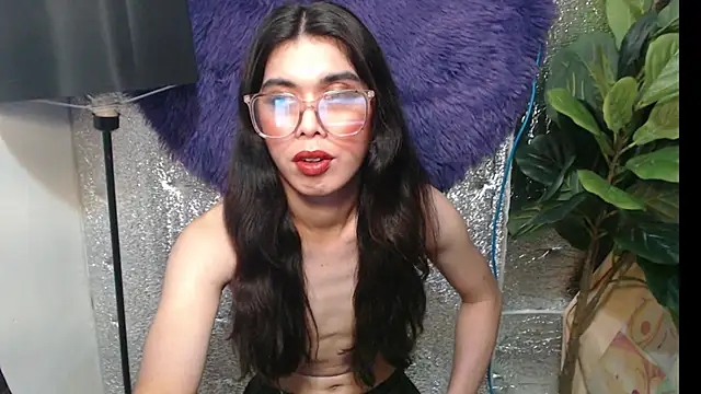 RoseAmarie online show from 06/15/26, 07:13