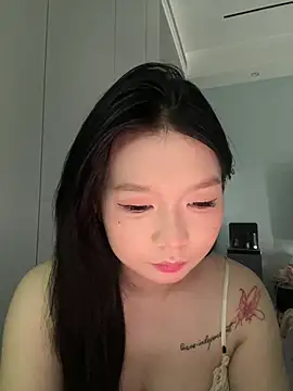 Snapshot of shuyuanli445 chatting on 05/22/26, 05:27 shuyuanli445 online show from 05/22/26, 05:27