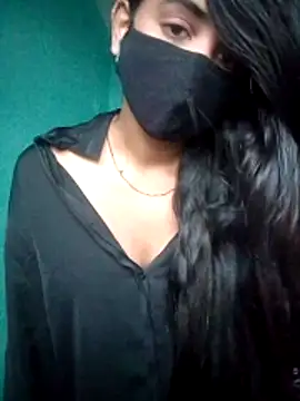 Snapshot of Cute-Ishita chatting on 06/19/26, 11:49 Cute-Ishita online show from 06/19/26, 11:49