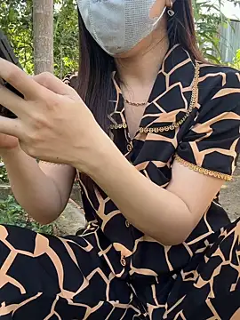 Snapshot of Emilysexy_cut chatting on 06/05/26, 02:16 Emilysexy cut online show from 06/05/26, 02:16
