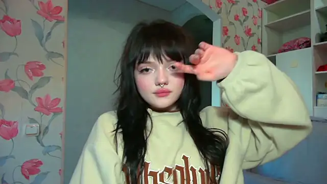 DarkxFoxy online show from 05/15/26, 04:27