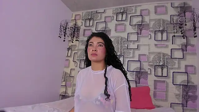 emilly duque online show from 05/19/26, 04:19
