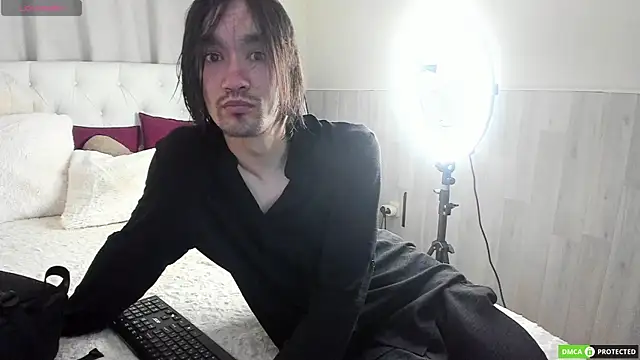 Snapshot of CalvinChapman chatting on 07/10/26, 03:06 CalvinChapman online show from 07/10/26, 03:06