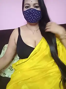 Snapshot of Cute-Sweety chatting on 06/11/26, 10:18 Cute-Sweety online show from 06/11/26, 10:18