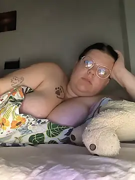 BadMommyyyyy online show from 05/25/26, 07:51