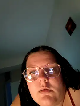 BadMommyyyyy online show from 05/11/26, 04:59