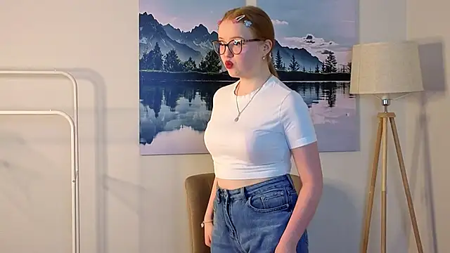 KarlaPasey online show from 05/12/26, 05:04