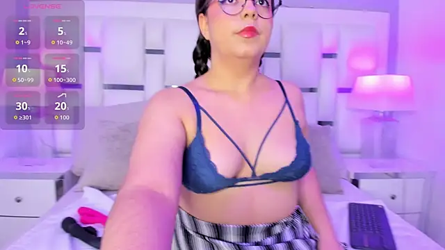 LunaHall online show from 05/14/26, 08:39