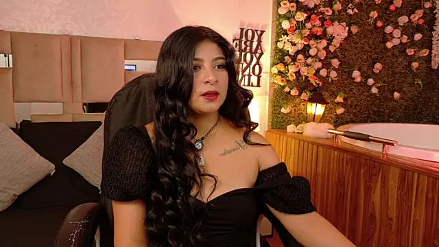 ariana foxx  online show from 06/13/26, 02:26