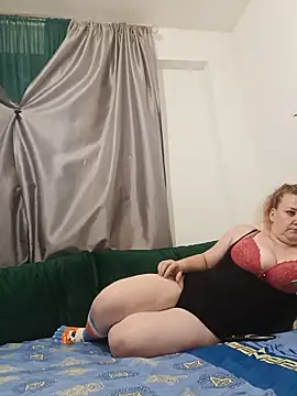 JuliaBestX online show from 06/06/26, 10:48