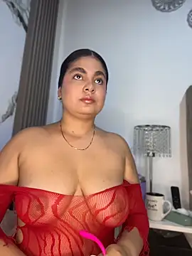 Yassy 11 online show from 06/07/26, 09:42