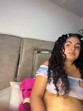 Yassy 11 online show from 05/17/26, 07:25