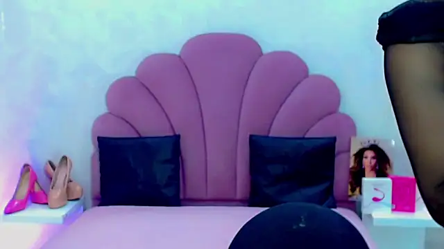 Barbie Northh online show from 05/18/26, 06:18